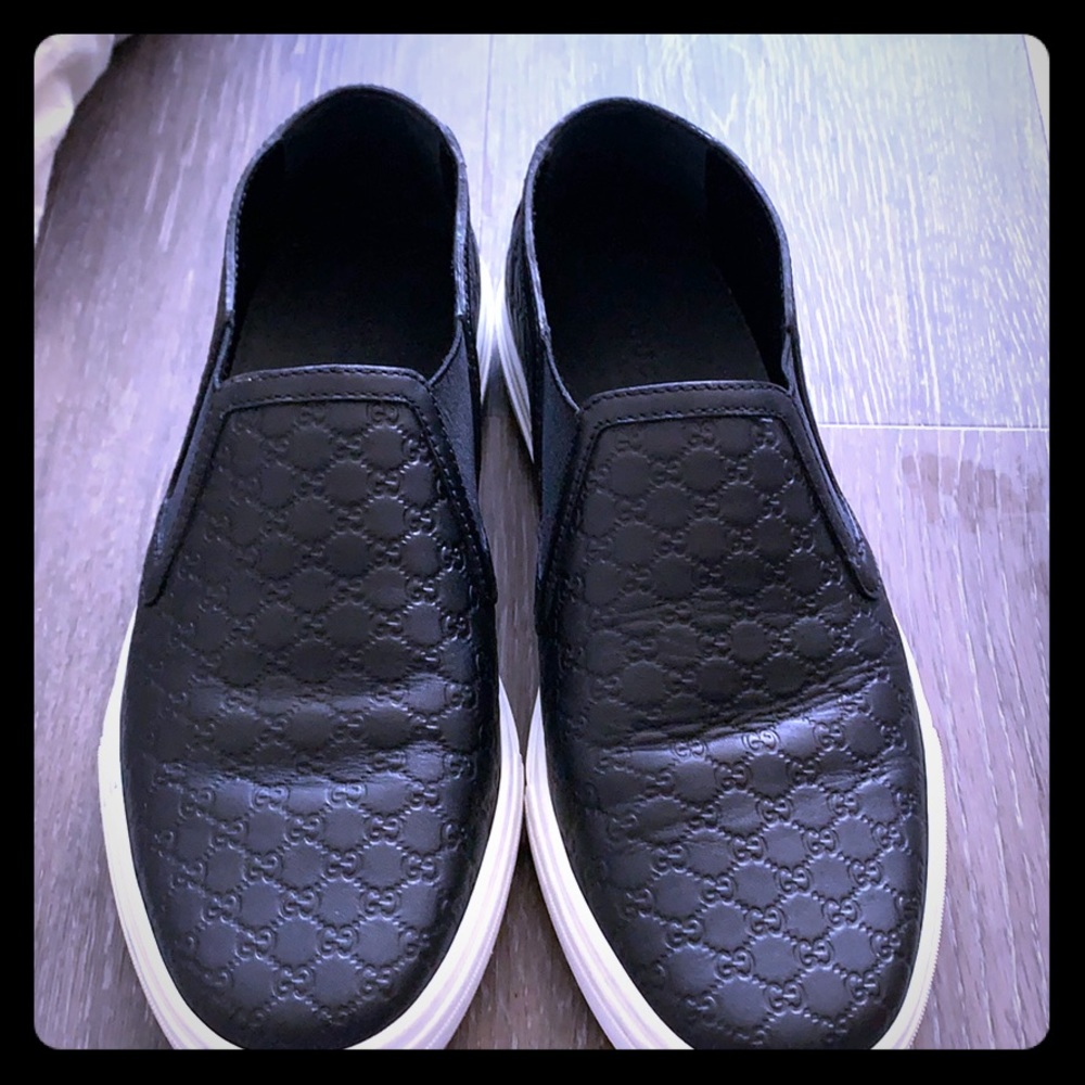 GUCCI Signature Slip-on Sneakers